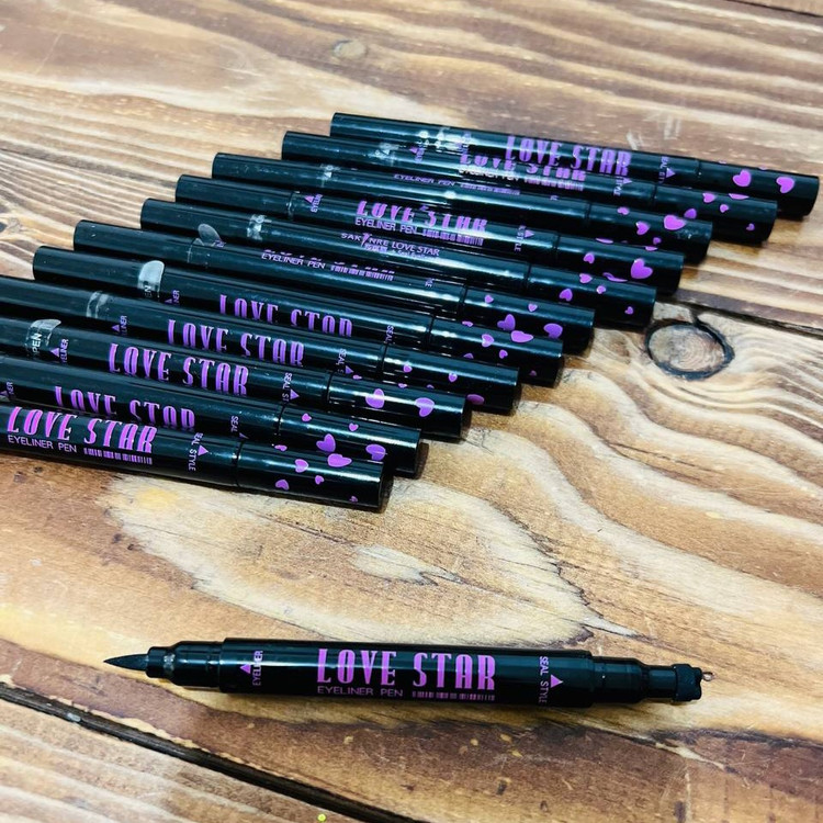 خط چشم مهر دار