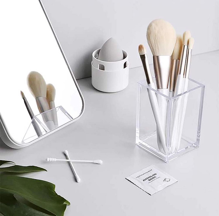 استند لوازم آرایش