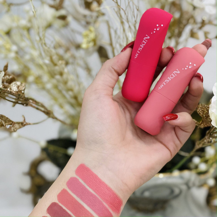 رژلب مات و مخملی